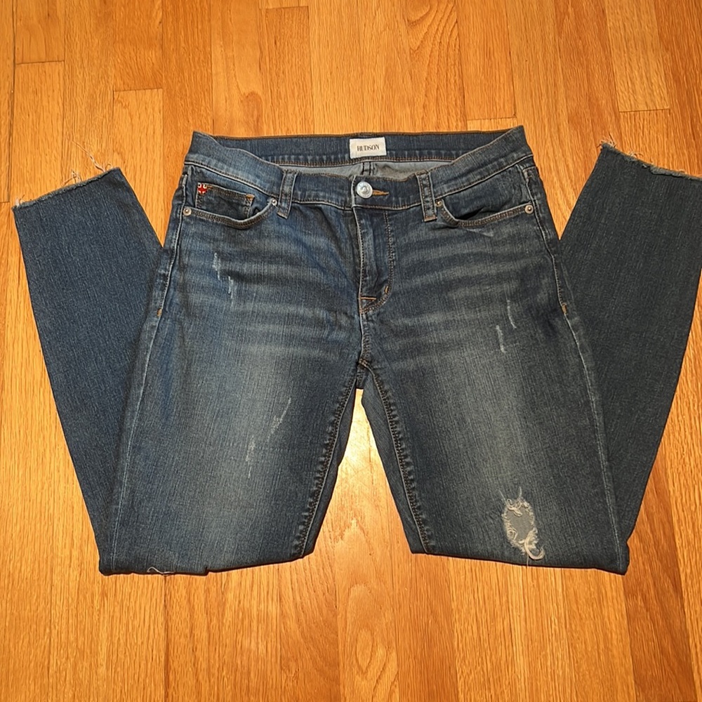 Hudson Women’s Krista Ankle S. Skinny with Raw Hem, size 28